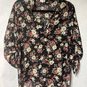 TeenBell Black Floral Blouse‎